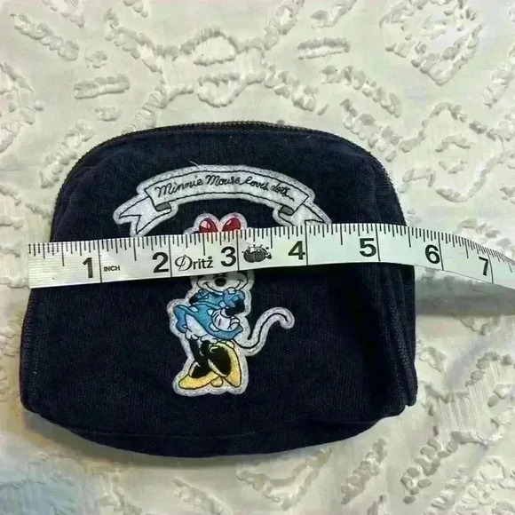 Minnie Mouse Loves Dots‎ change purse - Picture 5 of 6